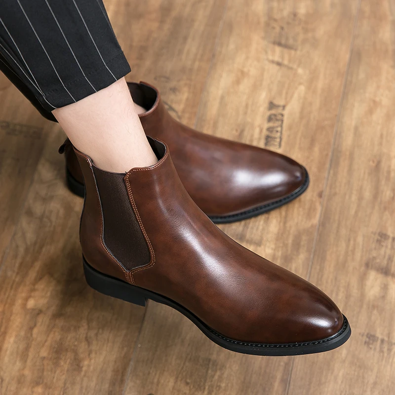 本革を使用した高級デザイナーブランドのビジネスドレスシューズ - Leatherwork Designs のレビューと価格